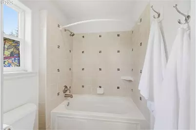 2195 W 28th Ave, Eugene, OR 97405 - Photo 21