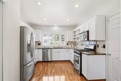 2195 W 28th Ave, Eugene, OR 97405 - Photo 3
