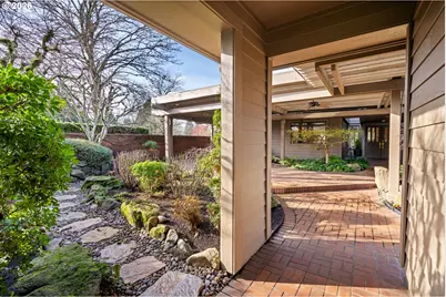 7585 SW Arbor Glen Ct, Wilsonville, OR 97070 - Photo 3