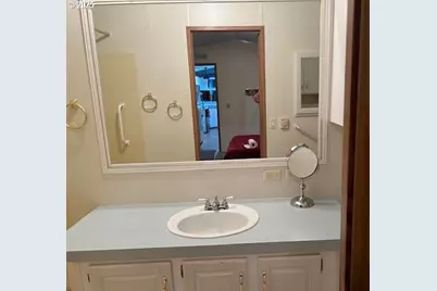 1200 E Central Ave #128, Sutherlin, OR 97479 - Photo 15