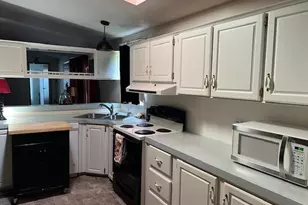 1200 E Central Ave, Sutherlin, OR 97479 - Photo 9