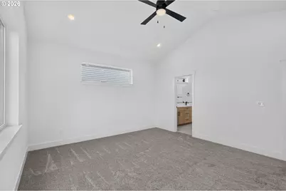 2842 NE Justus Ave #29, Estacada, OR 97023 - Photo 17