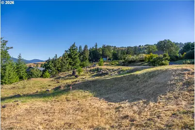 Catalina Ln, White Salmon, WA 98672 - Photo 9