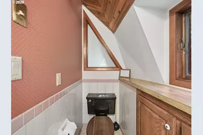 68080 E Maple St, Welches, OR 97067 - Photo 23