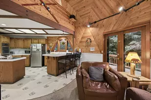68080 E Maple St, Welches, OR 97067 - Photo 9