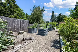 341 Hardy Ave, Eugene, OR 97404 - Photo 43