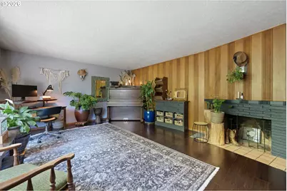 341 Hardy Ave, Eugene, OR 97404 - Photo 5