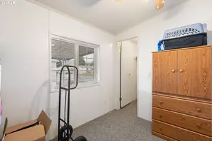550 S State St, Sutherlin, OR 97479 - Photo 23