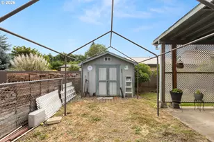550 S State St, Sutherlin, OR 97479 - Photo 35