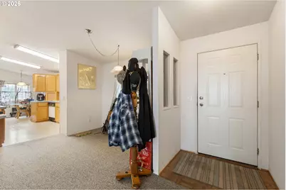 550 S State St #15, Sutherlin, OR 97479 - Photo 7
