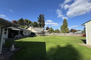 795 W Old Melrose Rd, Roseburg, OR 97471 - Photo 39