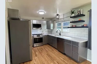 795 W Old Melrose Rd, Roseburg, OR 97471 - Photo 11