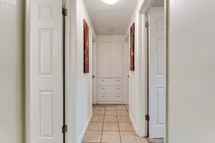 1141 W 24th Ave, Eugene, OR 97405 - Photo 13