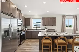 398 NE Hunter Dr, Estacada, OR 97023 - Photo 3