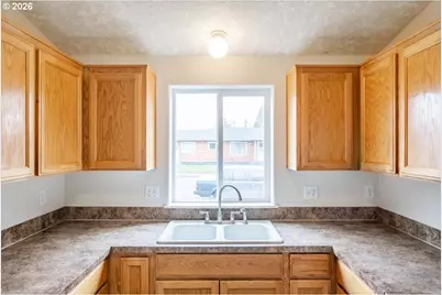 1525 Park Ave NE, Salem, OR 97301 - Photo 13