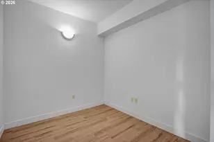 1620 NE Broadway St, Portland, OR 97232 - Photo 27