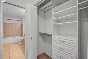 1620 NE Broadway St, Portland, OR 97232 - Photo 21