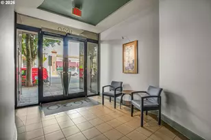 1620 NE Broadway St, Portland, OR 97232 - Photo 3