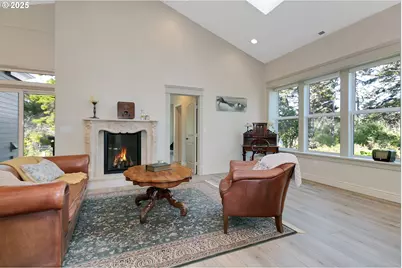 160 SW 59th St, South Beach, OR 97366 - Photo 17