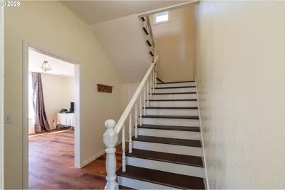 1576 Union Ave, North Bend, OR 97459 - Photo 9