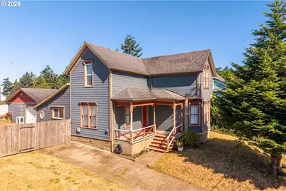 1576 Union Ave, North Bend, OR 97459 - Photo 1