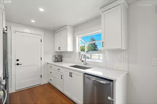 9809 SW 130th Ave, Beaverton, OR 97008 - Photo 11