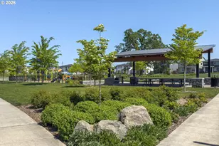 6837 SE Provence St, Hillsboro, OR 97123 - Photo 41