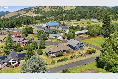 1114 Neal Rd, White Salmon, WA 98672 - Photo 47