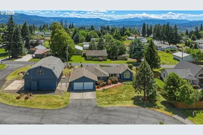 1114 Neal Rd, White Salmon, WA 98672 - Photo 1