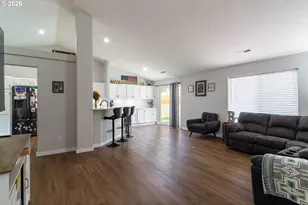 1964 NW Prickly Pear Dr, Hermiston, OR 97838 - Photo 9