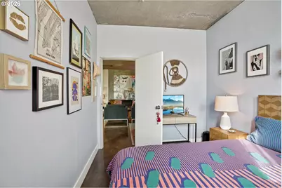 411 NW Flanders St #302, Portland, OR 97209 - Photo 21