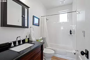 2764 E 40th Ave, Eugene, OR 97405 - Photo 33