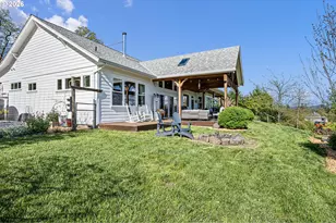 2764 E 40th Ave, Eugene, OR 97405 - Photo 39