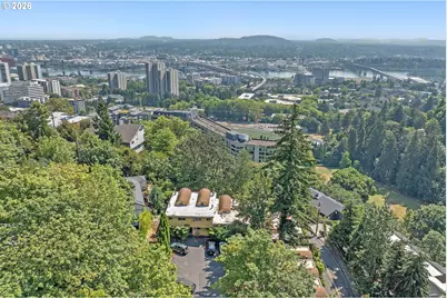 839 SW Broadway Dr #78, Portland, OR 97201 - Photo 1