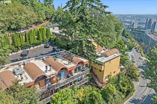 839 SW Broadway Dr, Portland, OR 97201 - Photo 23