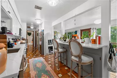 839 SW Broadway Dr #78, Portland, OR 97201 - Photo 13