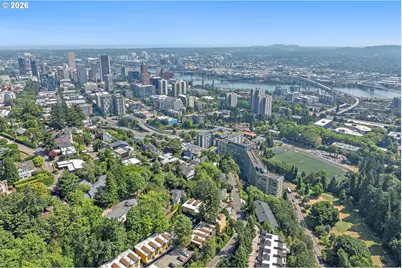 839 SW Broadway Dr #78, Portland, OR 97201 - Photo 25