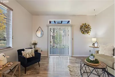 135 Othello Ave, Roseburg, OR 97471 - Photo 19