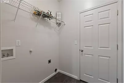 135 Othello Ave, Roseburg, OR 97471 - Photo 35