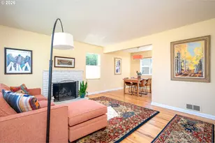 8922 SE Market St, Portland, OR 97216 - Photo 9