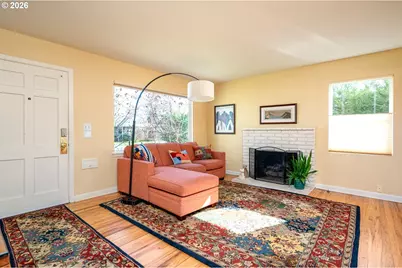 8922 SE Market St, Portland, OR 97216 - Photo 7