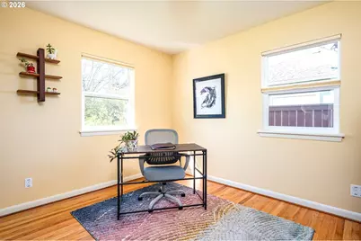 8922 SE Market St, Portland, OR 97216 - Photo 13