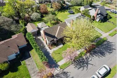 8922 SE Market St, Portland, OR 97216 - Photo 3