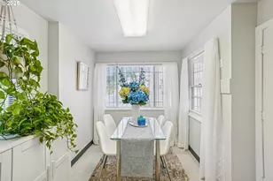 10985 SE Holgate Blvd, Portland, OR 97266 - Photo 13