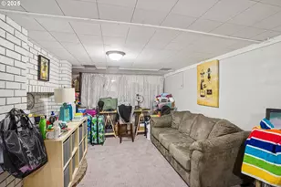 10985 SE Holgate Blvd, Portland, OR 97266 - Photo 19