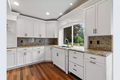 13103 NW 35th Ct, Vancouver, WA 98685 - Photo 5