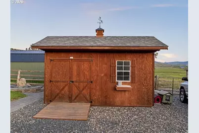 40290 Beaver Creek Loop, Baker City, OR 97814 - Photo 11