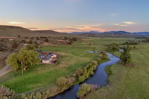 40290 Beaver Cr Loop, Baker City, OR 97814 - Photo 3