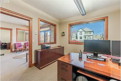 225 SW 5th St, Pendleton, OR 97801 - Photo 3