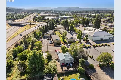 1720 17th St, Springfield, OR 97477 - Photo 17